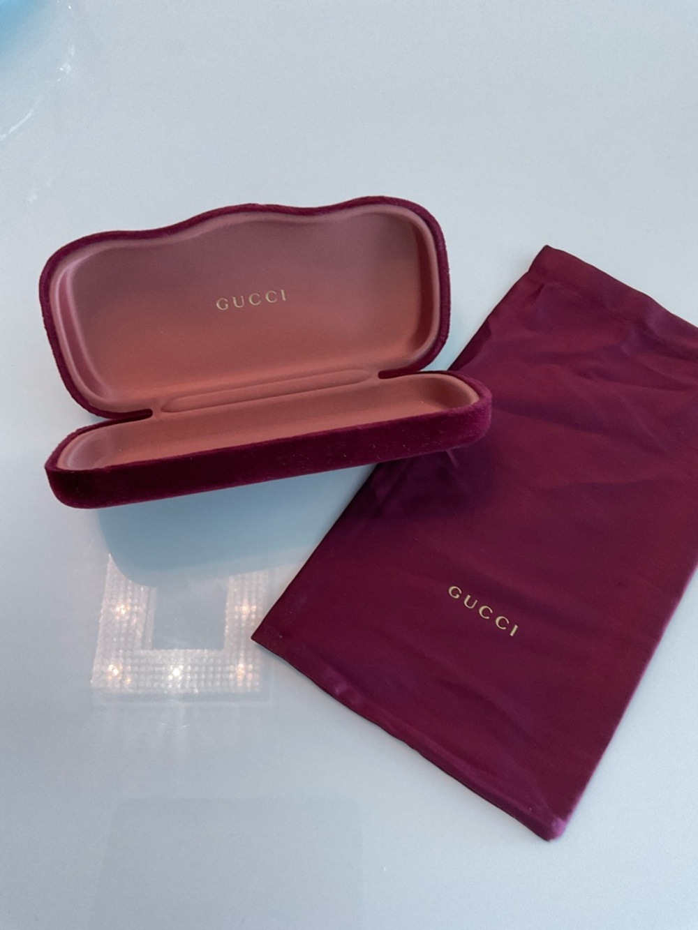 Gucci Rx eyeglasses case and cleaning bag. Beautiful velvet - Picture 2 of 2